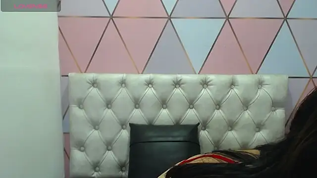 juliana diaz online show from 02-05-25, 02:26