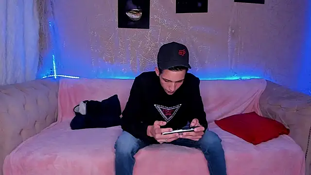 Shyfantasies online show from 10-01-25, 10:38