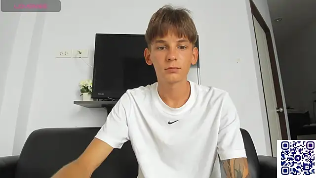 MiracleCam online show from 02-08-26, 08:18