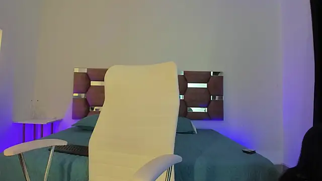 AlondraDiossa03 online show from 03-22-25, 07:53