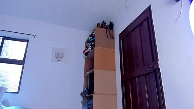 AlondraDiossa03 online show from 10-06-25, 07:55