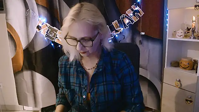 Ala-N-Dala online show from 10-25-25, 07:27