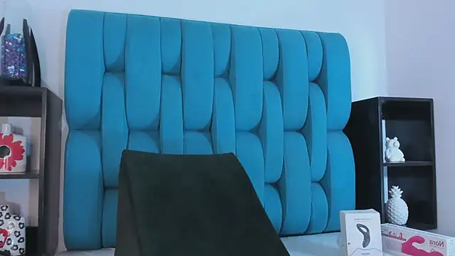 Snapshot of AlanNaughty chatting on 12-27-24, 11:10 AlanNaughty online show from 12-27-24, 11:10