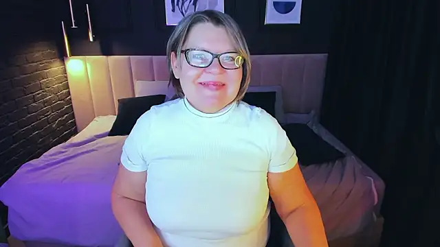 Shannonshine online show from 03-11-26, 05:13