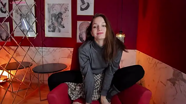 Snapshot of MirandaGlow chatting on 01-21-25, 05:49 MirandaGlow online show from 01-21-25, 05:49