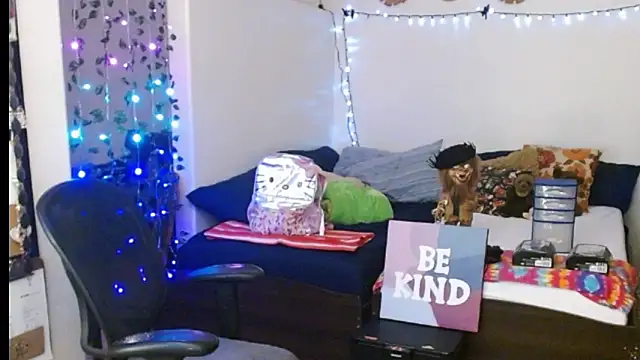 Snapshot of mycock2474u chatting on 02-24-25, 04:27 mycock2474u online show from 02-24-25, 04:27