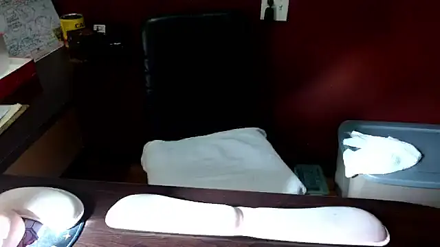 Snapshot of mycock2474u chatting on 10-31-25, 09:05 mycock2474u online show from 10-31-25, 09:05