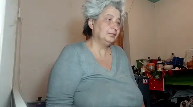 Snapshot of ExquisiteMature chatting on 01-17-25, 11:06 ExquisiteMature online show from 01-17-25, 11:06