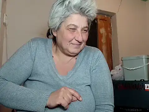 Snapshot of ExquisiteMature chatting on 02-18-25, 02:59 ExquisiteMature online show from 02-18-25, 02:59