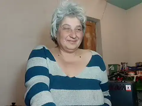 Snapshot of ExquisiteMature chatting on 02-22-25, 04:51 ExquisiteMature online show from 02-22-25, 04:51