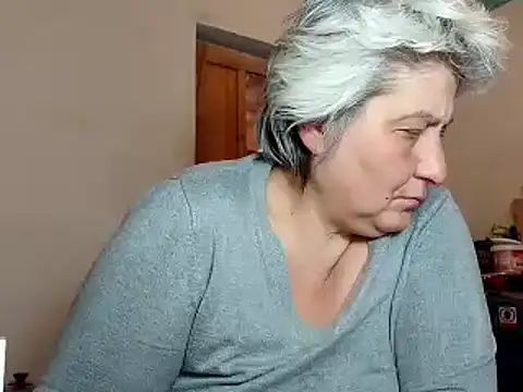 Snapshot of ExquisiteMature chatting on 03-05-25, 10:22 ExquisiteMature online show from 03-05-25, 10:22