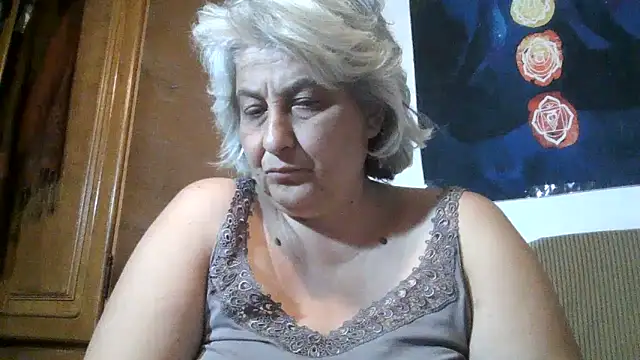 Snapshot of ExquisiteMature chatting on 06-18-26, 08:24 ExquisiteMature online show from 06-18-26, 08:24