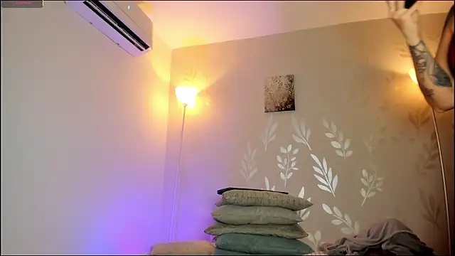 alejandrarosse   online show from 03-13-26, 09:21