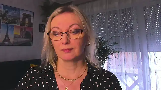 vanessa chat online show from 02-05-26, 02:33