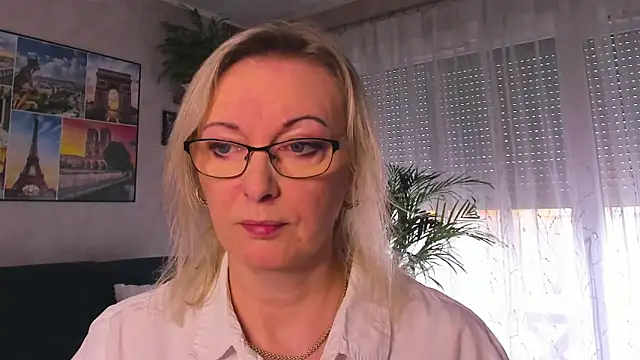 vanessa chat online show from 03-23-26, 02:21