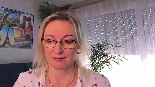 vanessa chat online show from 03-26-26, 02:22