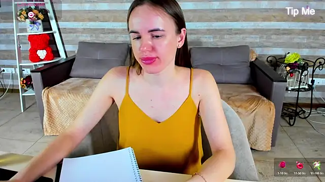 Snapshot of SusanSmit chatting on 11-06-25, 07:59 SusanSmit online show from 11-06-25, 07:59