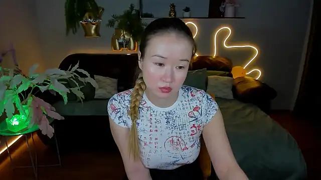 PollyOcean online show from 12-22-24, 11:00