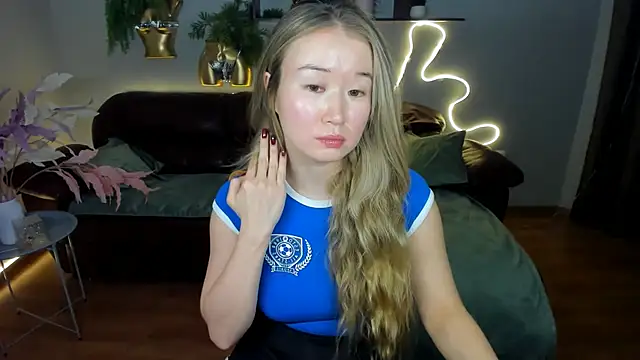 PollyOcean online show from 02-21-25, 10:28