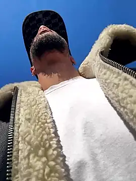 Snapshot of Lionayowe chatting on 03-02-26, 01:07 Lionayowe online show from 03-02-26, 01:07