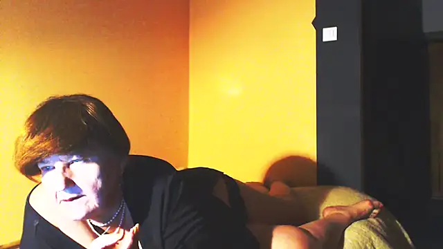 MioritaHard online show from 02-13-25, 10:33