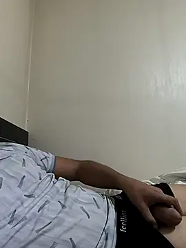 Snapshot of Mahmut_34_34_ chatting on 10-16-25, 05:14 Mahmut 34 34 online show from 10-16-25, 05:14