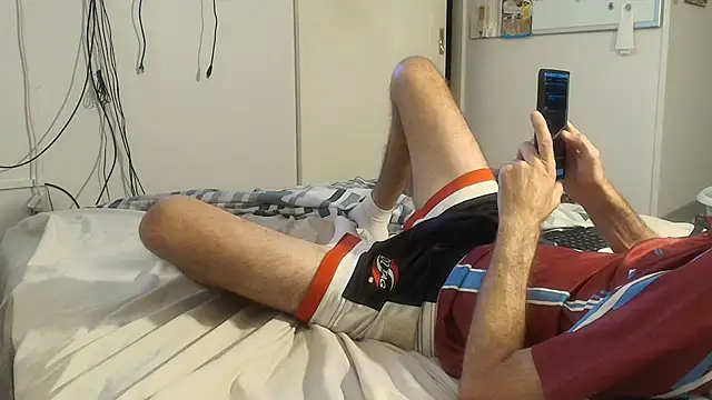 Snapshot of midnight0069 chatting on 02-17-25, 03:20 midnight0069 online show from 02-17-25, 03:20