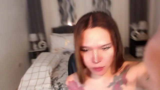 Snapshot of Evalyn_Shemale chatting on 02-10-26, 03:54 Evalyn Shemale online show from 02-10-26, 03:54