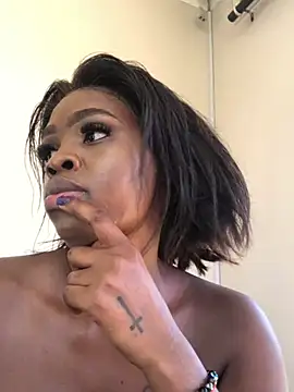 LuciousLips96 online show from 01-28-25, 10:02