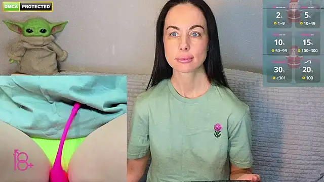 Snapshot of 3ight33nplus chatting on 02-01-25, 11:27 3ight33nplus online show from 02-01-25, 11:27