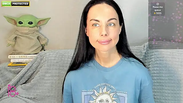 Snapshot of 3ight33nplus chatting on 03-22-25, 09:31 3ight33nplus online show from 03-22-25, 09:31