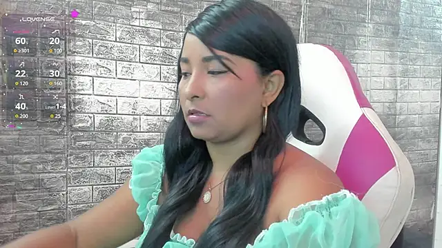 paola ih online show from 07-08-26, 02:21
