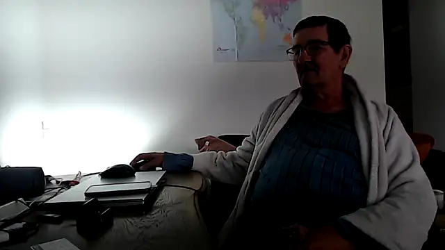 Snapshot of silvio-aus-luzern-CH chatting on 05-01-26, 08:41 silvio-aus-luzern-CH online show from 05-01-26, 08:41