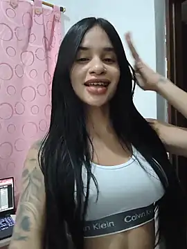 Snapshot of secretgreisy_ chatting on 06-11-26, 05:05 secretgreisy online show from 06-11-26, 05:05