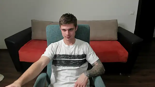 maks wolfis online show from 12-23-24, 06:33