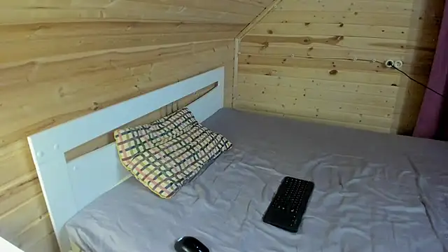 maks wolfis online show from 03-12-25, 04:19