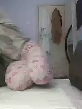 AlexandraGiogio online show from 01-14-25, 04:40