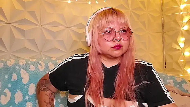 Satyn doll online show from 05-12-26, 12:41