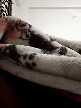 indianguy21 online show from 12-20-24, 05:08