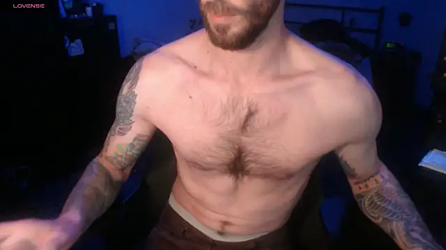 SexxxyLouis online show from 10-28-25, 01:47