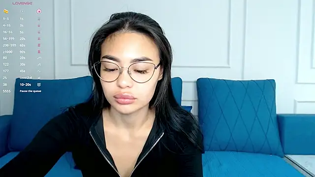 Snapshot of kwana_colada chatting on 10-02-25, 11:17 kwana colada online show from 10-02-25, 11:17