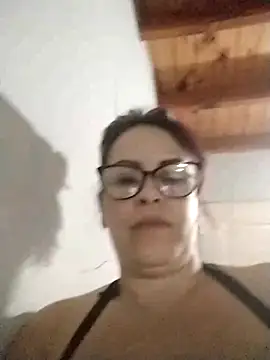 Snapshot of AyantiPonz79 chatting on 09-18-25, 10:01 AyantiPonz79 online show from 09-18-25, 10:01