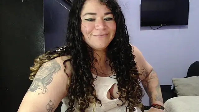 ANGELIQUE KLANE online show from 02-15-25, 06:12