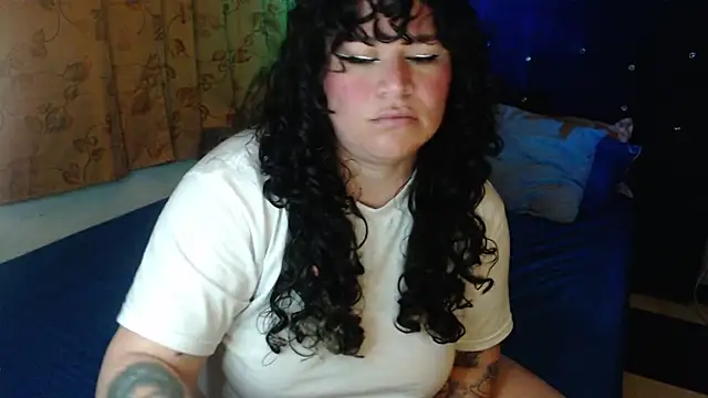 Snapshot of ANGELIQUE_KLANE chatting on 12-14-25, 07:58 ANGELIQUE KLANE online show from 12-14-25, 07:58