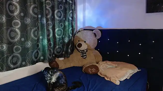 Snapshot of ANGELIQUE_KLANE chatting on 03-09-26, 03:49 ANGELIQUE KLANE online show from 03-09-26, 03:49