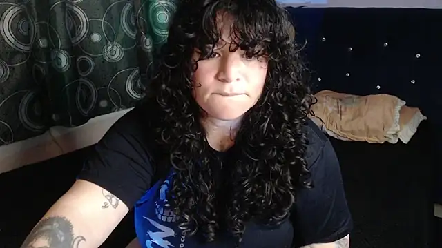 Snapshot of ANGELIQUE_KLANE chatting on 03-17-26, 03:15 ANGELIQUE KLANE online show from 03-17-26, 03:15