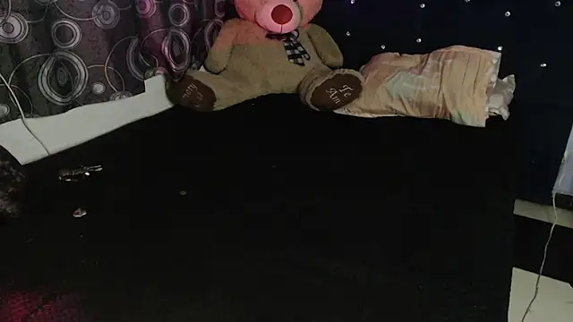 Snapshot of ANGELIQUE_KLANE chatting on 03-20-26, 10:09 ANGELIQUE KLANE online show from 03-20-26, 10:09