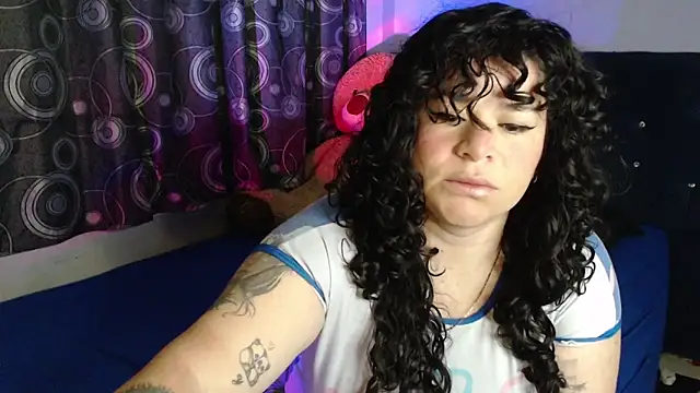 Snapshot of ANGELIQUE_KLANE chatting on 04-08-26, 04:51 ANGELIQUE KLANE online show from 04-08-26, 04:51