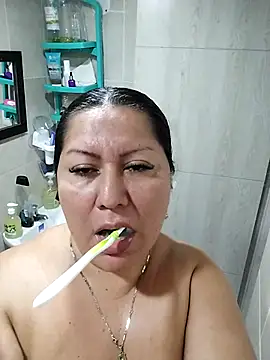 Brenda Berck  online show from 03-11-25, 12:39