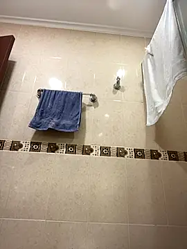 Fancyxlove online show from 11-21-25, 12:26